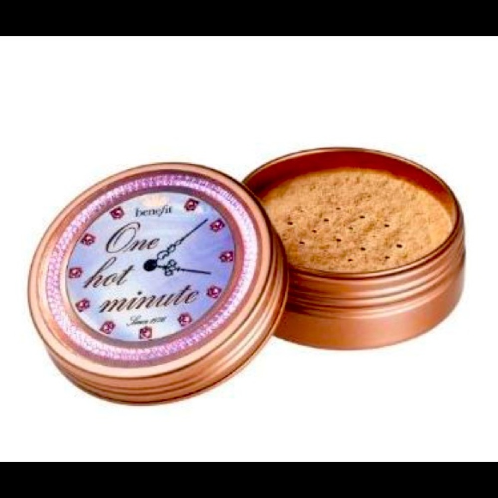 ISO BENEFIT ONE HOT MINUTE FINISHING POWDER